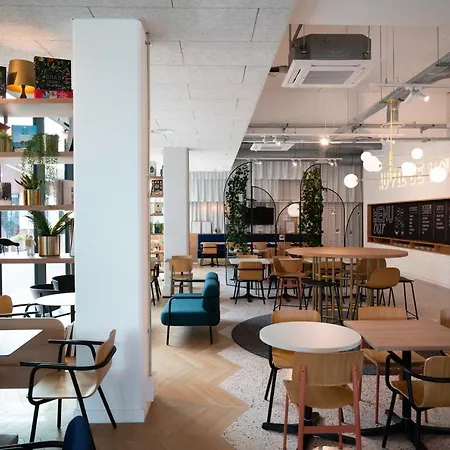 Ibis Styles Paris 3*