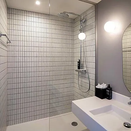 Ibis Styles Paris Hotel