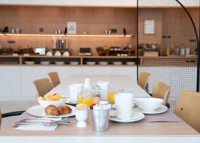 Ibis Styles Paris Hotel 3*